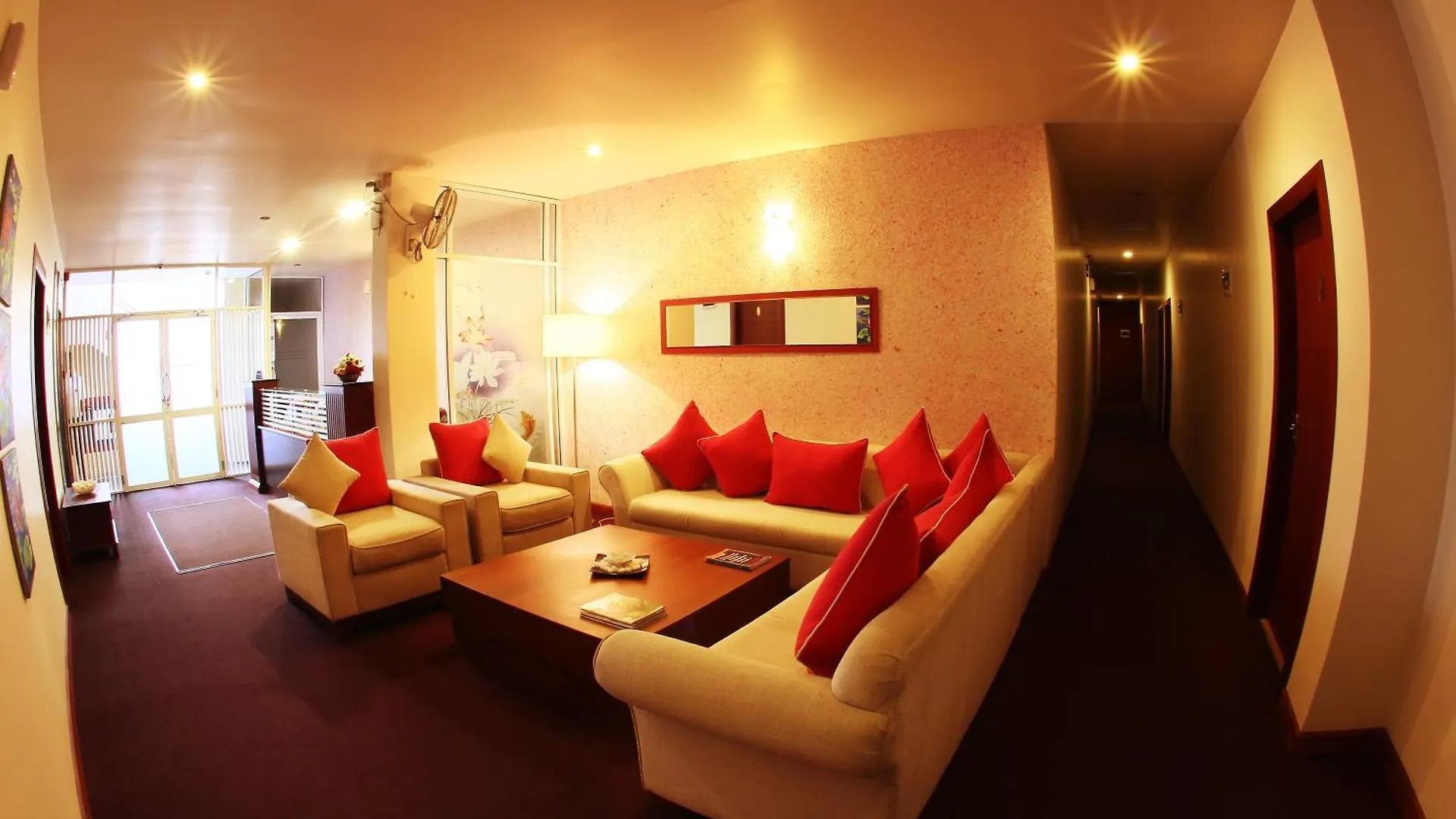 Opulent River Face Hotel Colombo