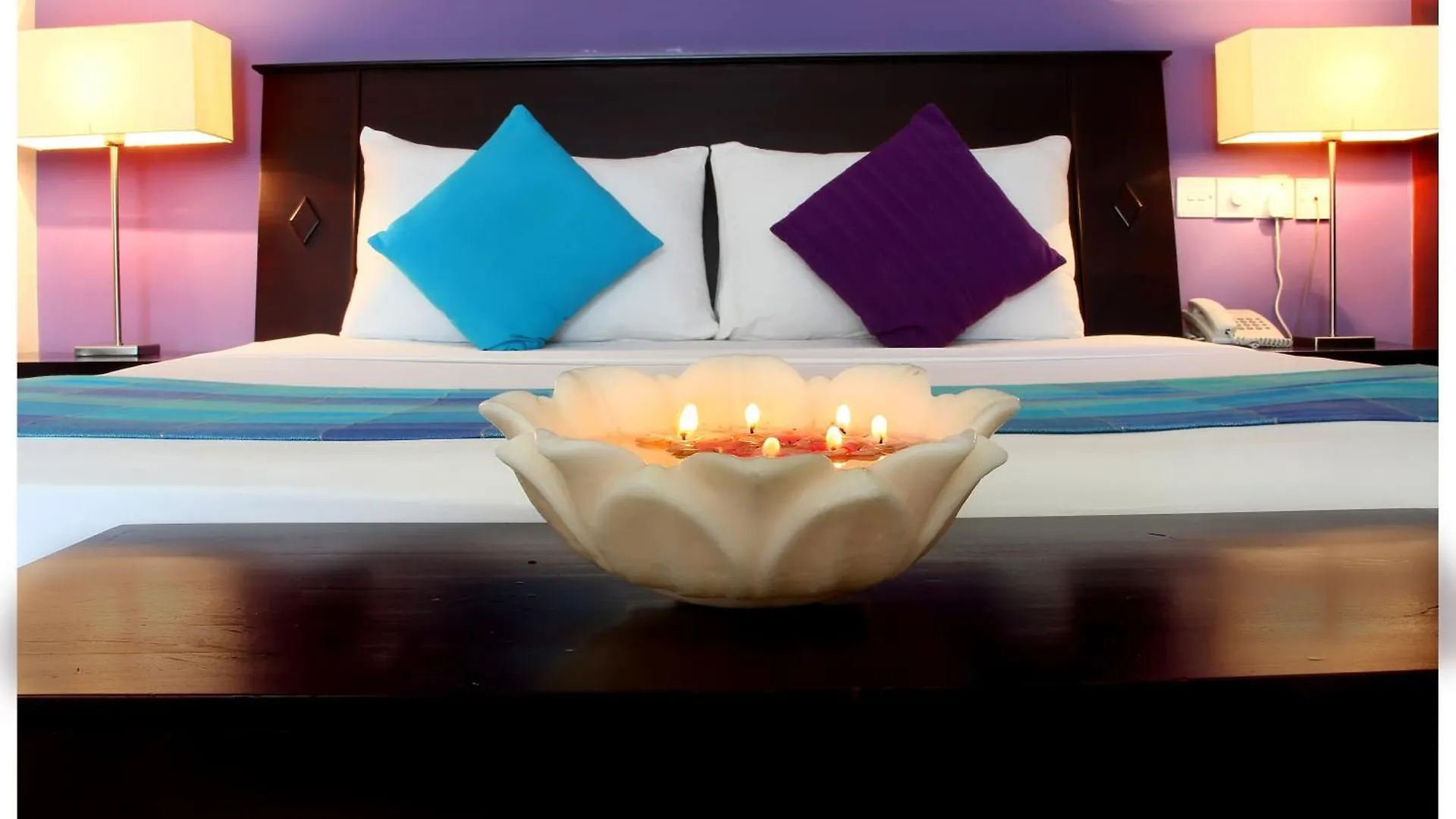 Opulent River Face Hotel Colombo