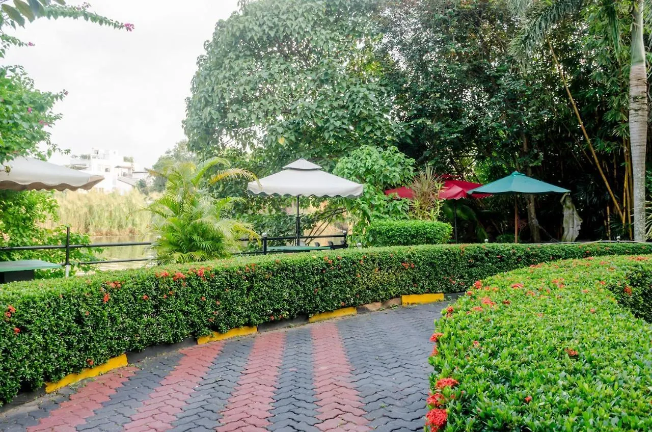 Opulent River Face Hotel Colombo 2*,  Sri Lanka