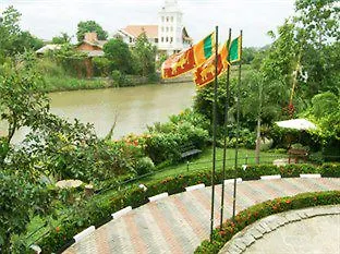 Opulent River Face Hotel Kolombo 2*,  Sri Lanka