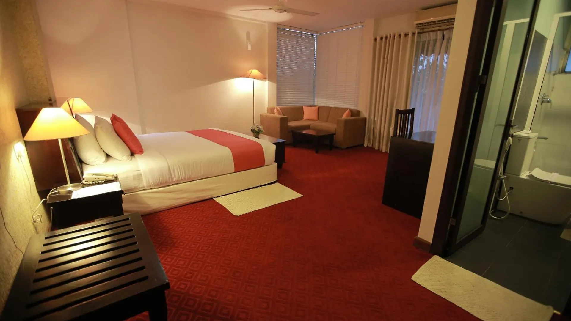 Opulent River Face Hotel Kolombo